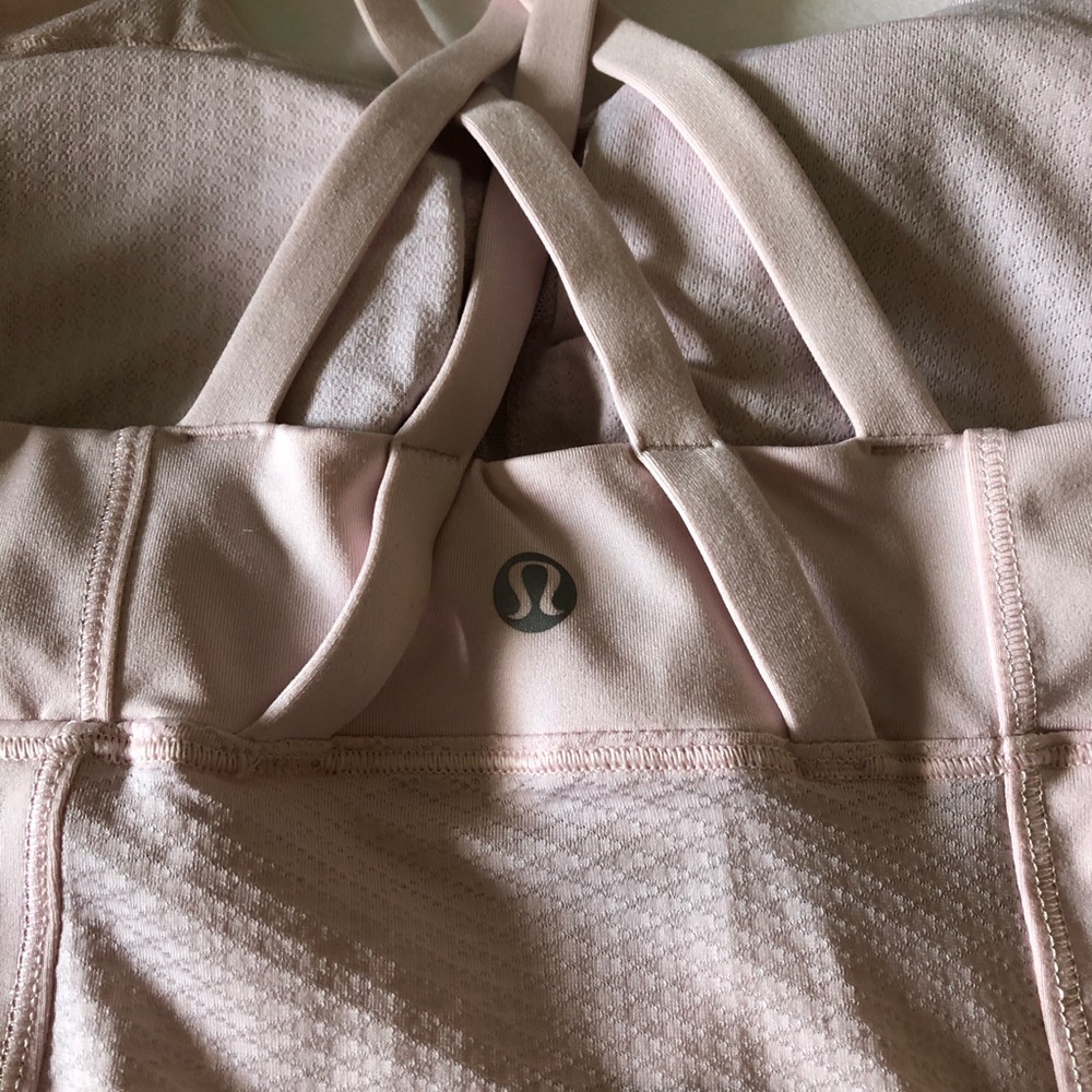 Lululemon tank top